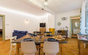 Colmar Appt familial à 3 min du centre - parking gratuit - Une chambre et 5 pers