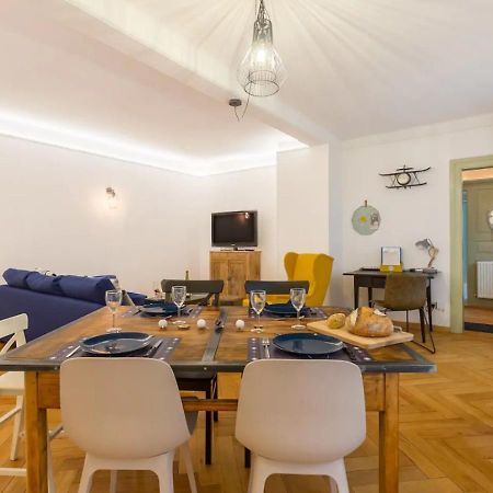 Colmar Appt familial à 3 min du centre - parking gratuit - Une chambre et 5 pers Extérieur photo
