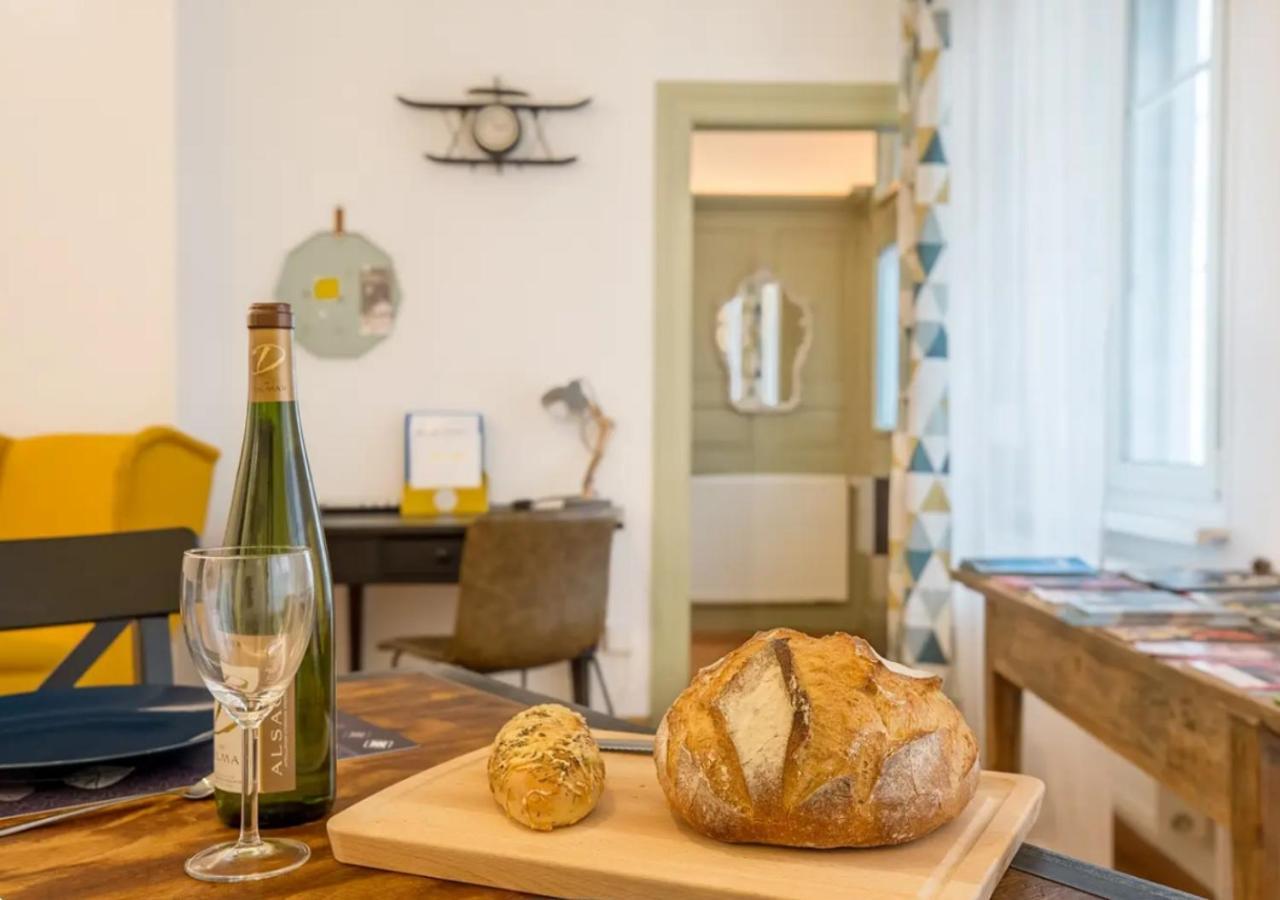 Colmar Appt familial à 3 min du centre - parking gratuit - Une chambre et 5 pers Extérieur photo