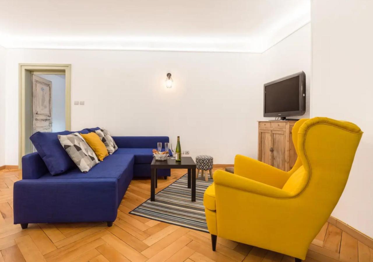 Colmar Appt familial à 3 min du centre - parking gratuit - Une chambre et 5 pers Extérieur photo